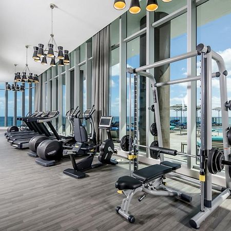 Hyde Resort And Residences Beverley Beach Exterior foto