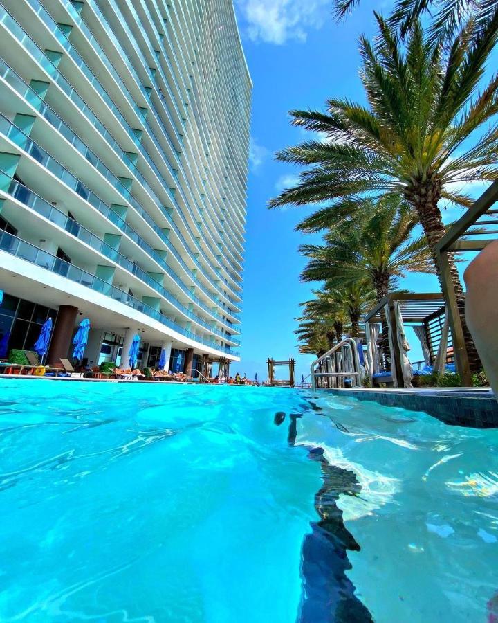 Hyde Resort And Residences Beverley Beach Exterior foto