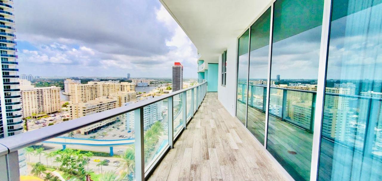 Hyde Resort And Residences Beverley Beach Exterior foto