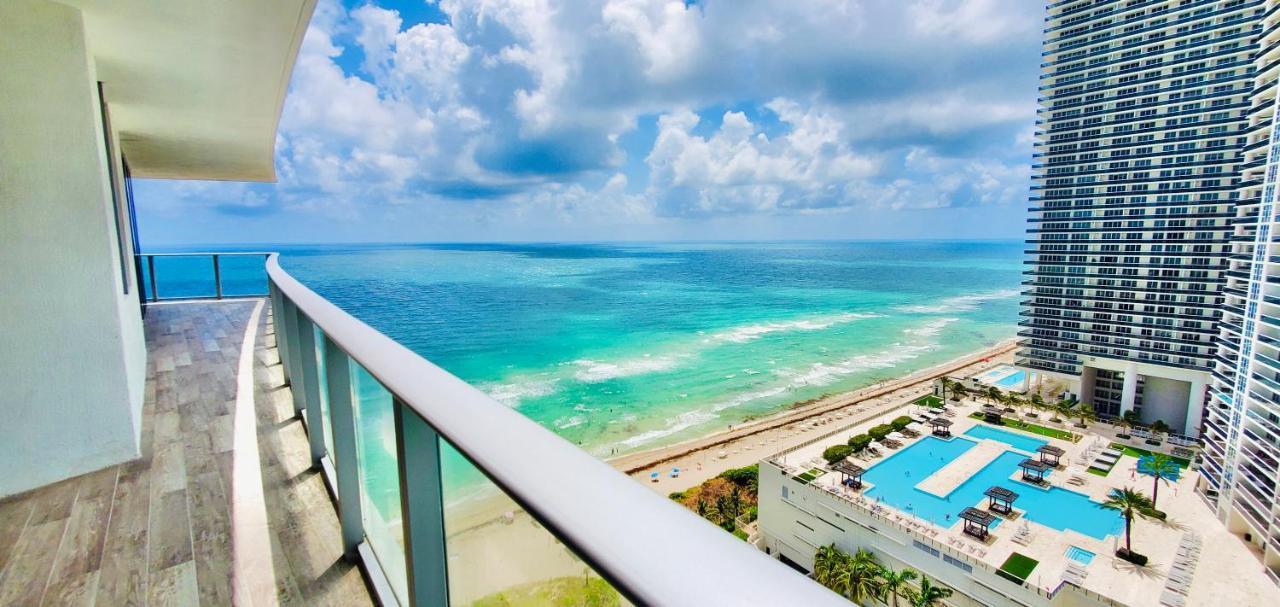 Hyde Resort And Residences Beverley Beach Exterior foto