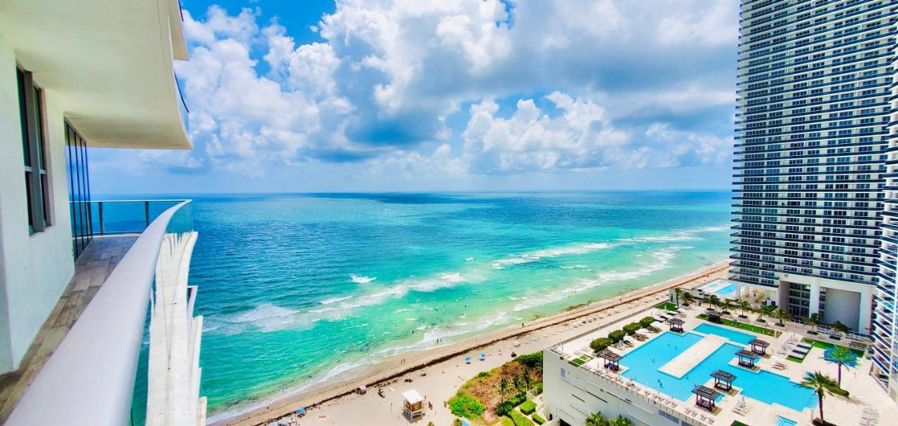 Hyde Resort And Residences Beverley Beach Exterior foto